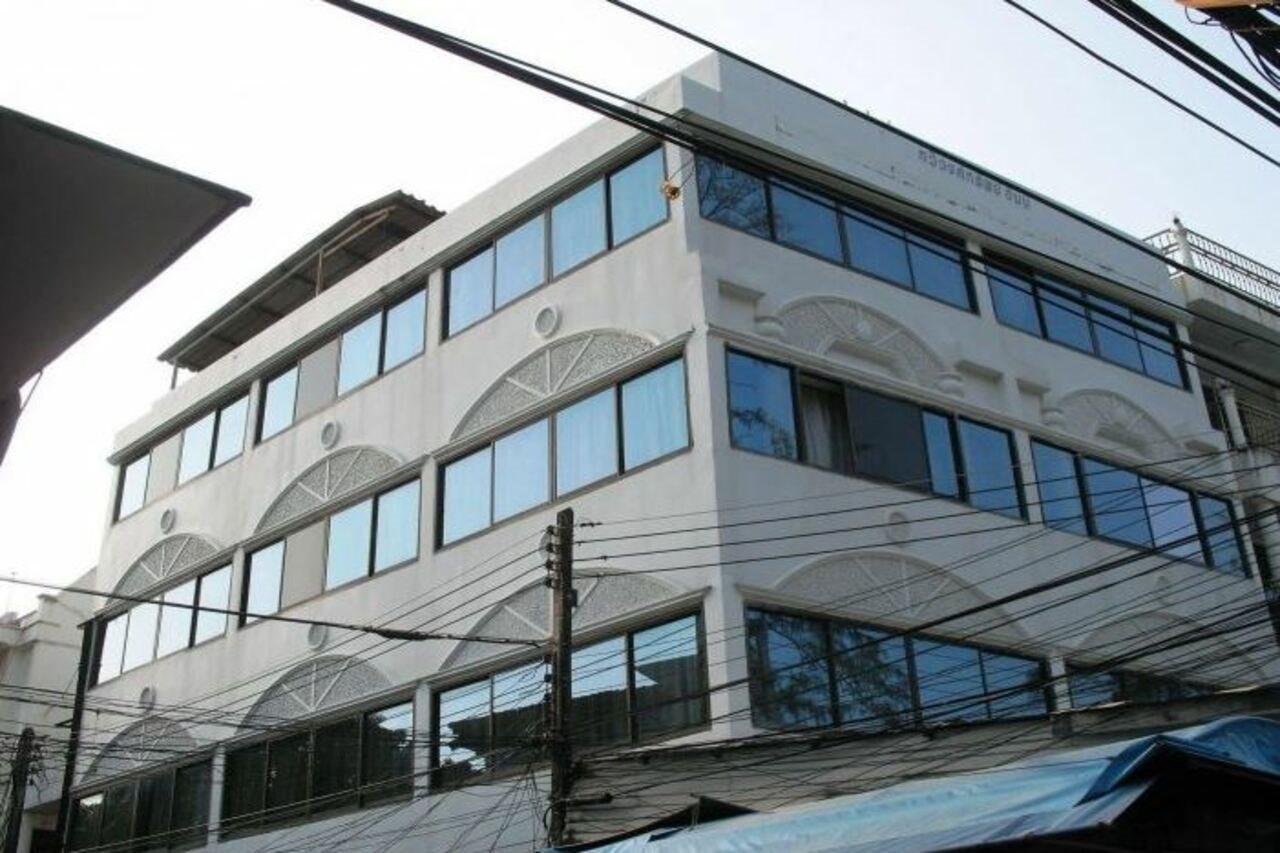 Patong Beach Bed And Breakfast מראה חיצוני תמונה