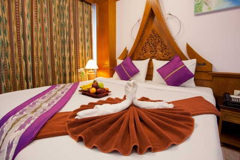Patong Beach Bed And Breakfast מראה חיצוני תמונה